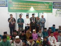 Peringati Maulid Nabi 1441 H, Dandim Natuna Bagi-bagi Rejeki untuk Anak Yatim