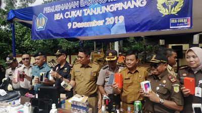 Bea Cukai Tanjungpinang Musnahkan Barang Hasil Tegahan 2018 dan 2019