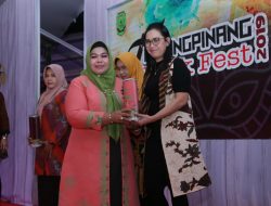 Pemko Tanjungpinang Luncurkan 12 Motif Batik Pusaka