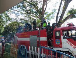 Satpol PP Lakukan Penyemprotan Disinfektan di Kecamatan Tanjungpinang Kota dan Bukit Bestari