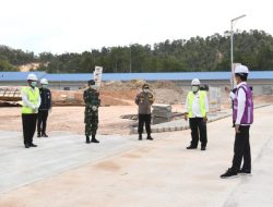 Isdianto Dampingi Jokowi Kunjungi RS Darurat Covid19