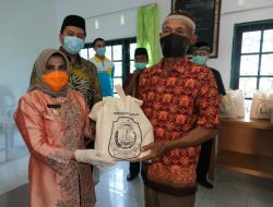 Pemkot Tanjungpinang Bagikan Bingkisan Lebaran untuk Masyarakat Penerima DTKS