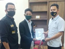 Pelapor Kasus Dirut BUMD Tanjungpinang Serahkan Bukti Tambahan ke Polisi