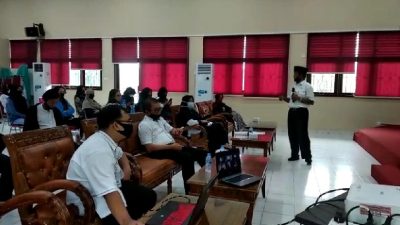 Mahasiswa Datangi Dinsos Tanjungpinang Terkait Penyaluran Bansos, Amrialis: Kita Transparan