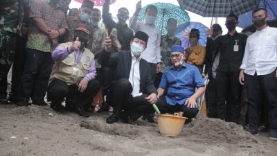 Plt Gubernur Kepri Letakkan Batu Pertama Pembangunan Jembatan Desa Marok Tua