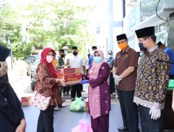 Pemko Tanjungpinang Bagikan Sembako Gratis Tahap 1