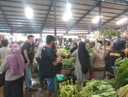 Pengunjung Pasar Bintan Center Padat, Sebagian Tidak Gunakan Masker