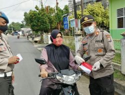 Pasien Corona Meningkat di Bintan, Polsek Gunung Kijang Bagikan Masker