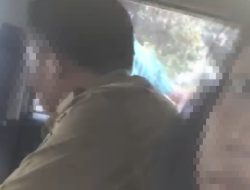 Warga Gerebek Sejoli ‘Mesum’ Berpakaian Dinas Pemkab Bintan