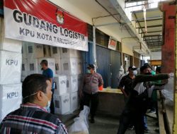 KPUD Tanjungpinang Distribusikan Logistik Pilkada