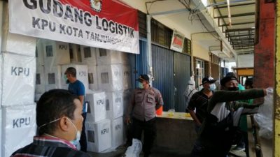 KPUD Tanjungpinang Distribusikan Logistik Pilkada