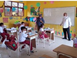 27 Guru Reaktif COVID-19, Wali Kota Dinilai Terburu-buru Ambil Keputusan Buka Sekolah