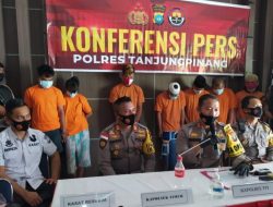 Polres Tanjungpinang Tangkap 4 Pria Diduga Pesta Sabu