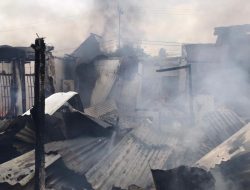 Petugas Damkar Tanjungpinang Hampir Cek-cok, Penyebabnya Warga Minta Padamkan Api dari Dalam Rumah Kos Isdianto