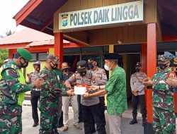 Kesbangpol Kunjungi Polsek Daik Lingga Dalam Rangka HUT Bhayangkara ke-75