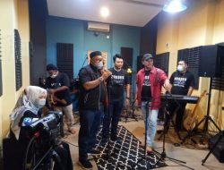 Legislator dan Kajari Tanjungpinang Meriahkan Konser Musik Virtual Hibur Warga Isoman