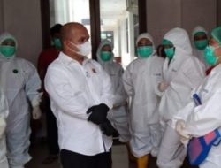 Hadapi Lonjakan Pasien Covid-19, Anggota DPRD Natuna Cek Ruang Isolasi Terpadu