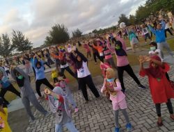 Marzuki Minta Pemda Jeli Melihat Status Sosial Masyarakat Natuna