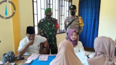 Kader Posyandu, Guru PAUD, TK dan MDA Desa Tanjungpala Terima Insentif