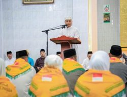 Bupati Lingga Lepas 19 JCH ke Tanah Suci