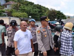 Wan Aris Pantau Arus Mudik di Pelabuhan Rakyat Selat Lampa Natuna