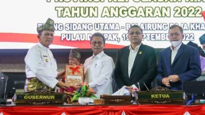 Gubernur Ansar Sampaikan Nota Keuangan dan Ranperda APBD-P 2022 pada Paripurna DPRD Kepri