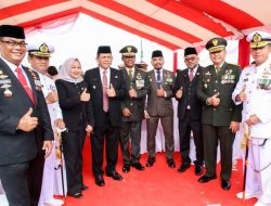 Ketua Fraksi PDI-Perjuangan DPRD Kepri dan Gubernur Kepri Hadiri Upacara HUT TNI ke-77 Tahun di onumen Gong-Gong