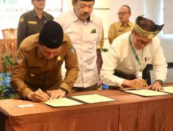 Dinilai Berhasil Optimalkan Zakat, Ansar Ahmad Dinobatkan Jadi Duta Zakat Provinsi Kepri