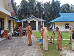 Kades Tanjung Pimpin Apel, Pesan Mat Nawawi ke Staf : Bekerjalah Sesuai Tupoksi