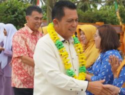 Suasana Ceria sambut kunjungan Gubernur Anshar di SMAN 2 Bunguran Timur