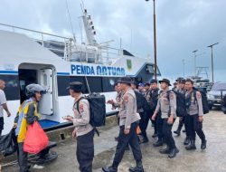 Kapolres Natuna Bersama 35 Personil Menuju Serasan Bantu Penanganan dan Evakuasi Korban Bencana Longsor