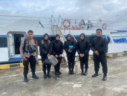Kapolres Natuna Kirim 3 Polwan Ke Lokasi Bencana Sebagai Tim Trauma Healing