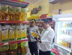 Polres Natuna Bersama Satgas Pangan Cek Harga dan Kontrol Ketersedian Bahan Pokok di Kabupaten Natuna