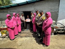 Bhayangkari Cabang Natuna Sambut Hari Kemerdekaan Dengan Bagi Bansos