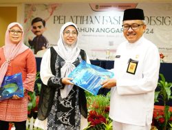 Tingkatkan Kreativitas dan Daya Saing, Dekranasda Batam Gelar Pelatihan Fashion Design