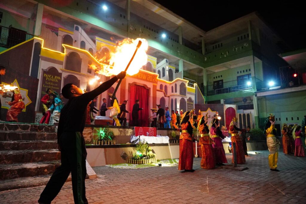 Santri Berbakat Pukau Penonton di Art Show of Nurul Haq Batam