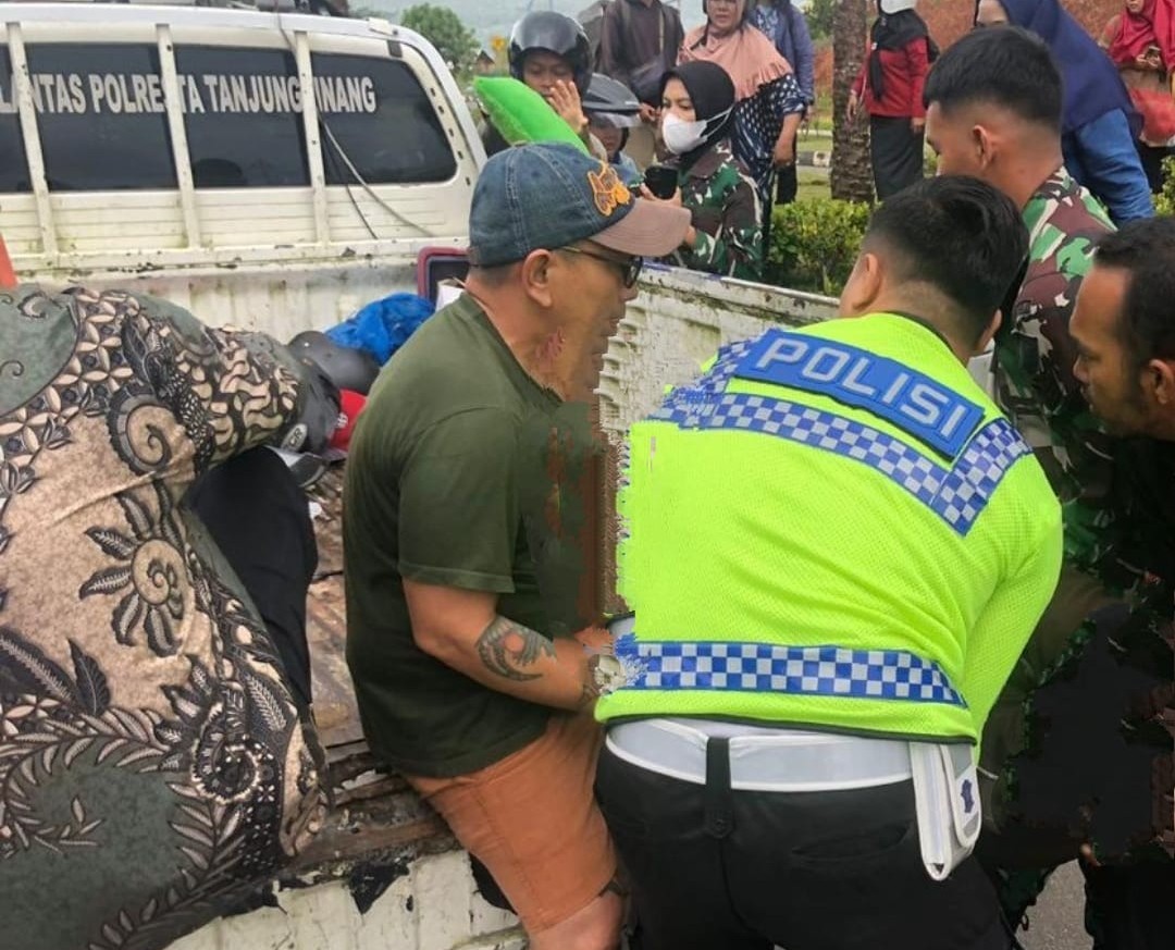 Kecelakaan Maut di Jembatan Dompak Renggut Nyawa Pelajar