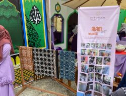 Batik Mangrove Buatan Desa Genting Pulur Dipamerkan di MTQH Anambas