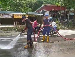 Solar Tumpah di Jalan Soekarno Hatta, Kendaraan Bermotor Banyak yang Jatuh