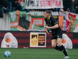 Jay Idzes Tampil Penuh di Laga Venezia Vs Palermo