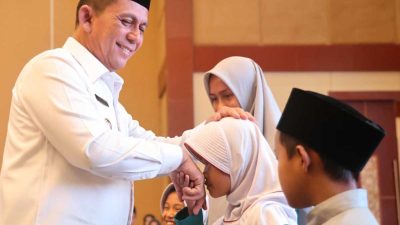 Gubernur Ansar jadi Khatib Salat Idul Fitri di Lingga