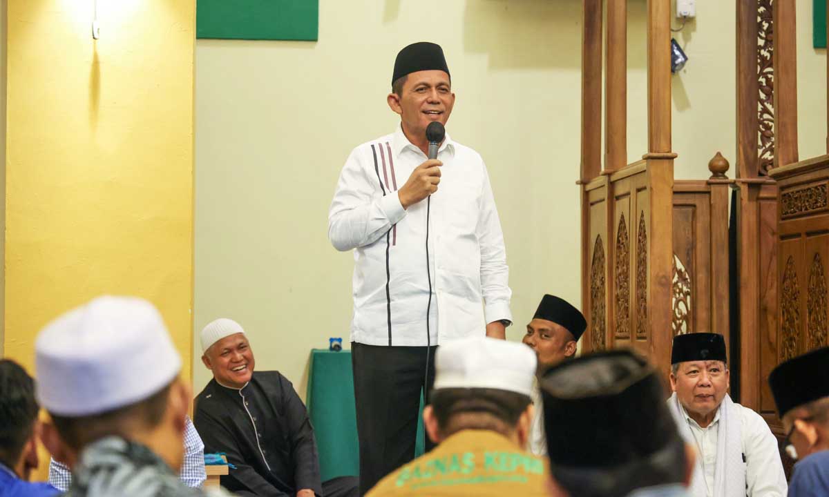 Gubernur Ansar Ajak Umat Islam Berlomba-lomba Kebaikan di 10 Malam Terakhir Ramadan