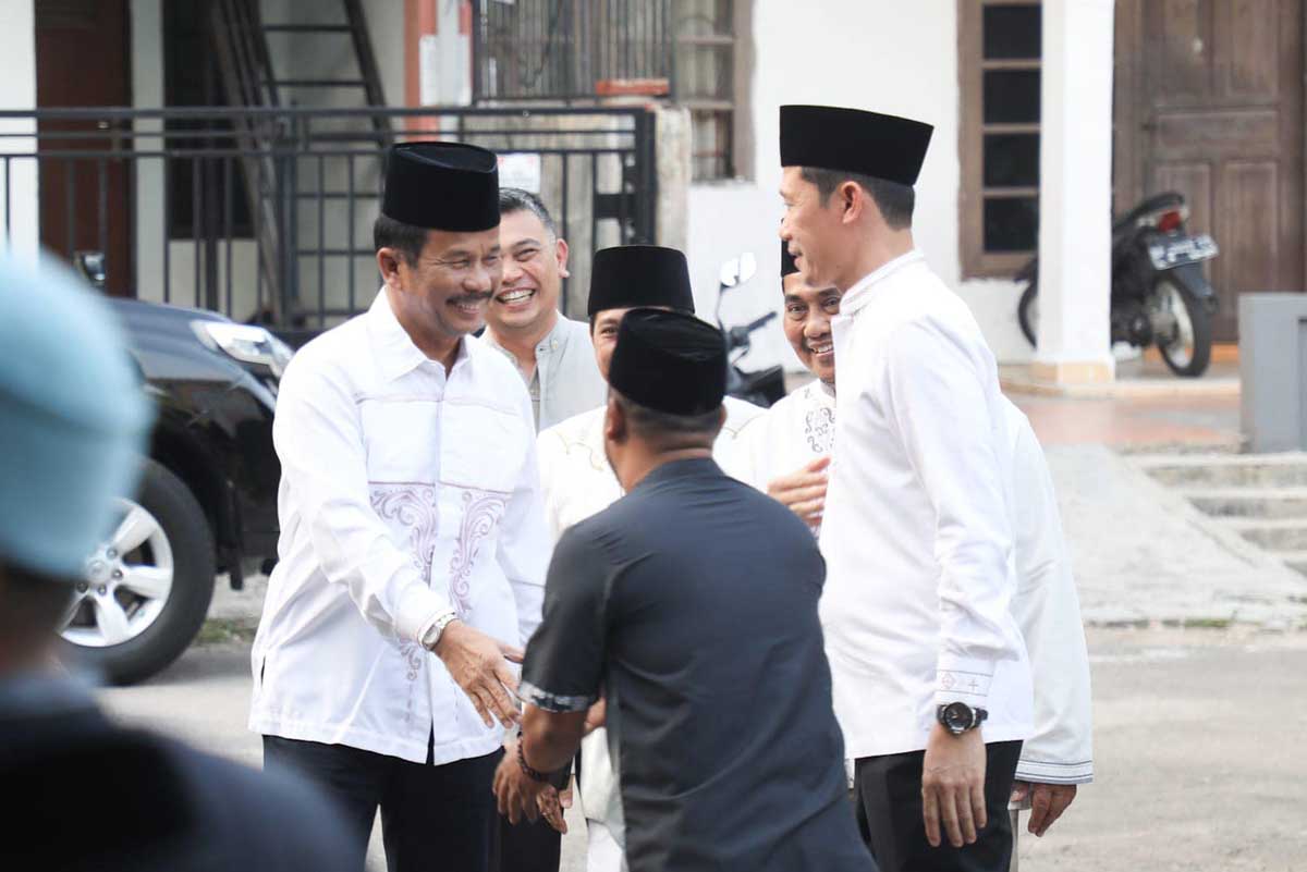 Safari Ramadan Muhammad Rudi: Berbuka Puasa dan Akomodir Permintaan Jemaah Masjid