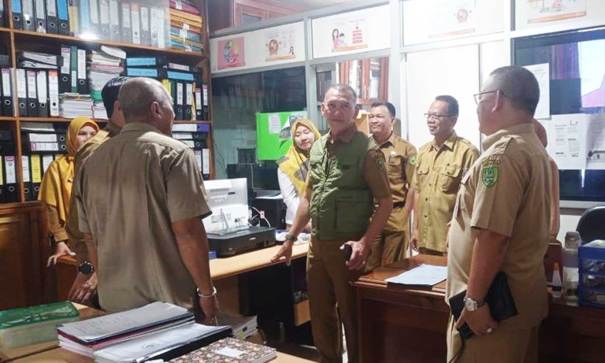 Wabup Natuna Sidak OPD Usai Libur Lebaran, Ingatkan Pentingnya Pelayanan Publik Optimal