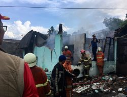 Satu Unit Rumah Terbakar Dijalan Pemuda Tanjungpinang