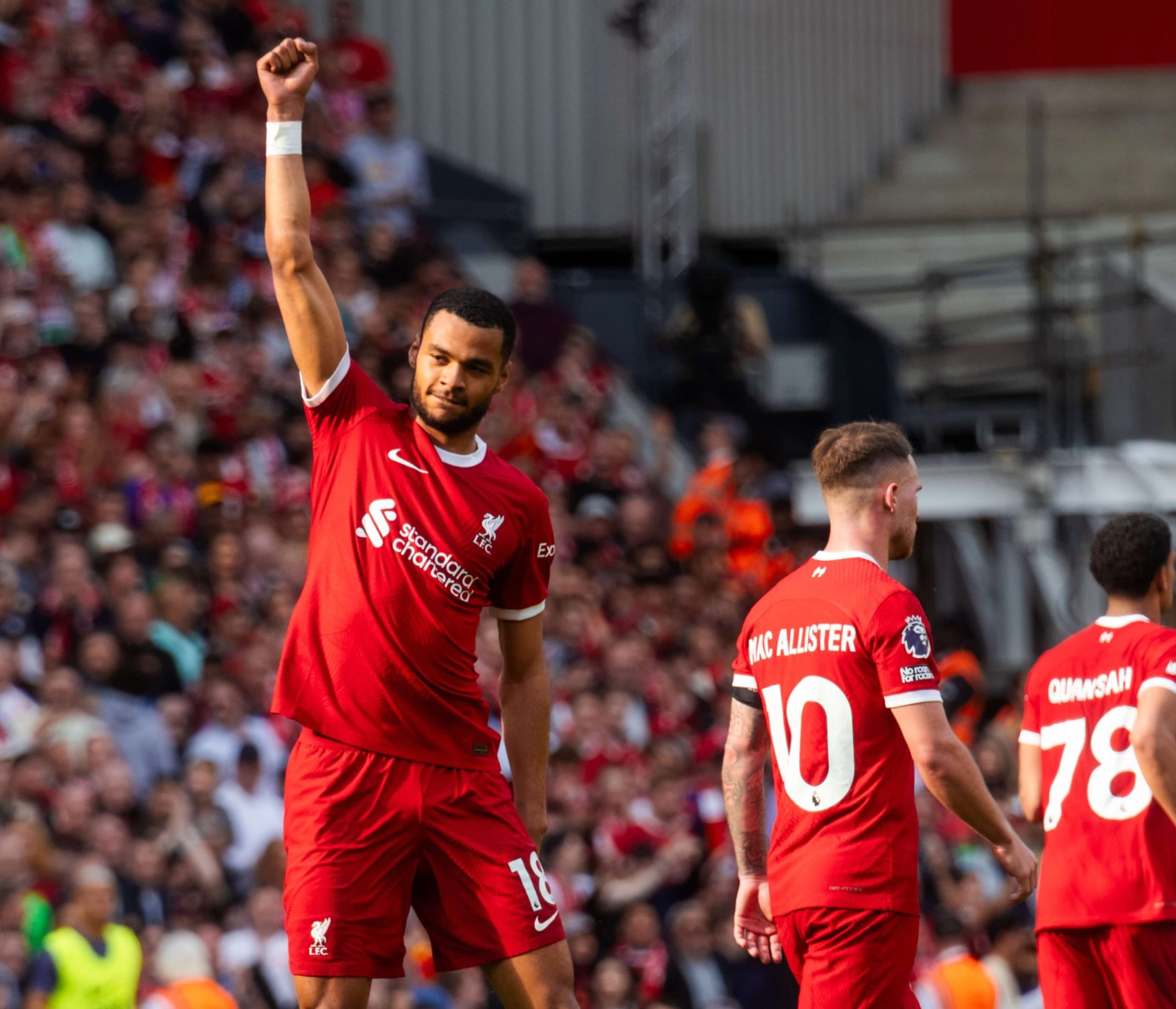 Liverpool Bungkam Tottenham 4-2 di Anfield