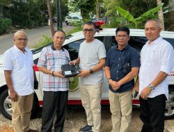 Bupati Natuna Serahkan Mobil Ambulans untuk Bantu Pasien Dirujuk ke Batam