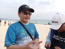 Parade Jetski Serasan Tarik Ribuan Pengunjung