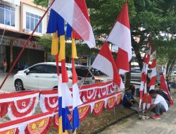Pedagang Bendera Tanjungpinang Semarakkan Semangat Kemerdekaan