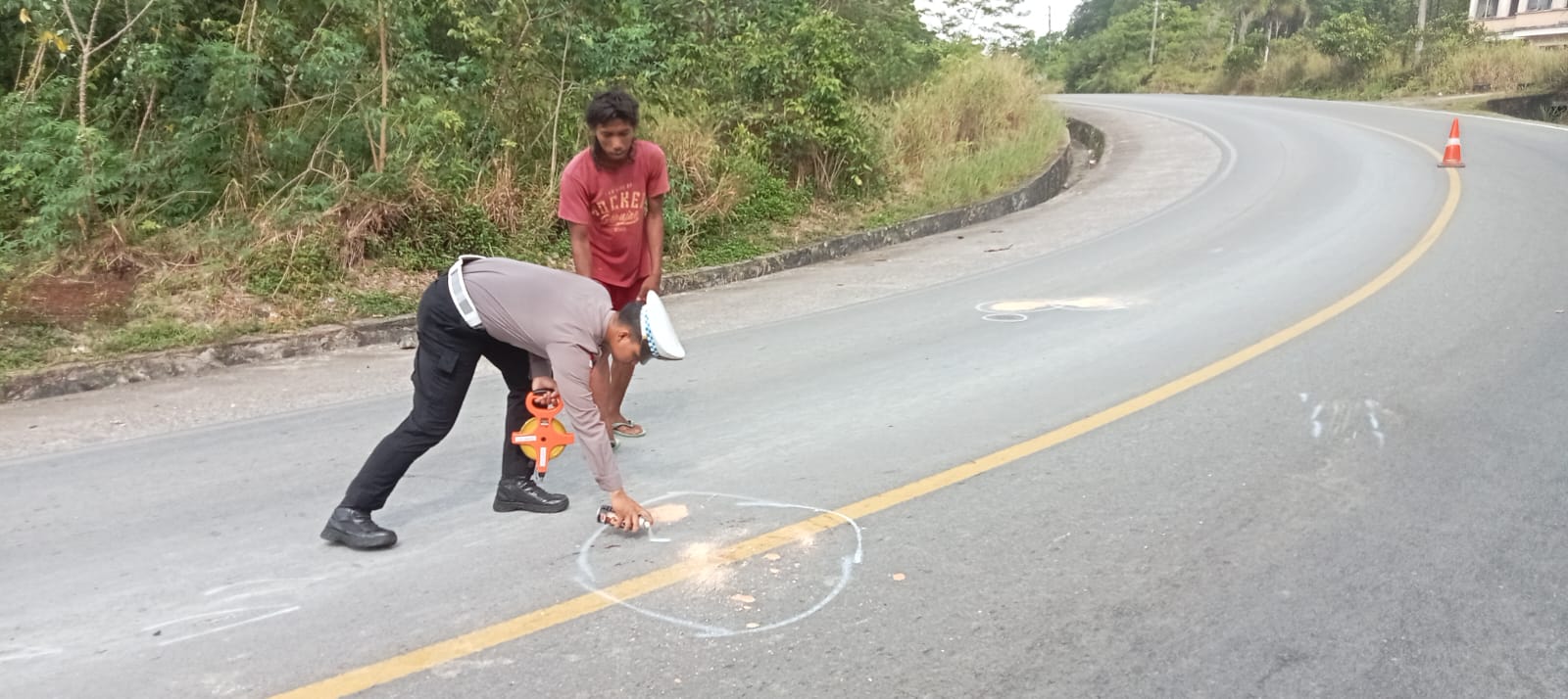 Dua Pengendara Scoopy Luka Berat Usai Tabrakan dengan Camry di Bintan